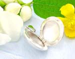 Plain circle shape locket pendant design in sterling silver