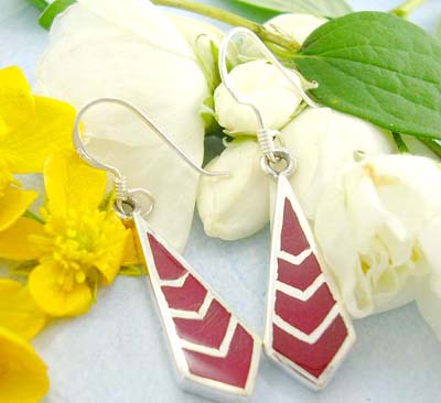 Wholesale cheap wholesale jewelry shopping red stone sterling silver earrings with triple V-shaped pattern     