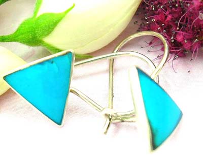 Competitive priced earrings shopping sterling silver earring with clip-in fish hook for closure and triangular blue turquoise stone embedded      