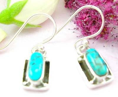 Fashion discount jewelry sterling silver earring with clip-in fish hook for and oval blue turquoise stone embedded        