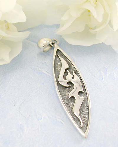 Body international jewelry catalog leaf shape cut-out with tattoo pattern design in sterling silver pendant   