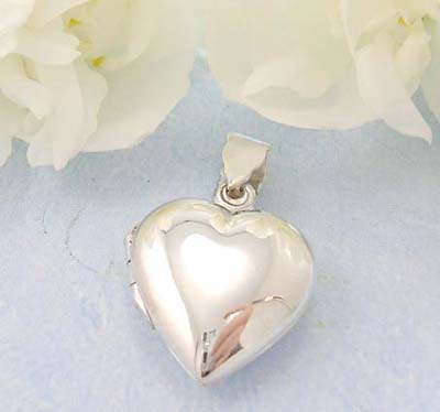 Discount heart love jewelry shopping store plain heart shape locket pendant design in sterling silver      