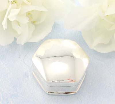 Promotion jewelry shopping plain pyramid shape pill box design in sterling silver      