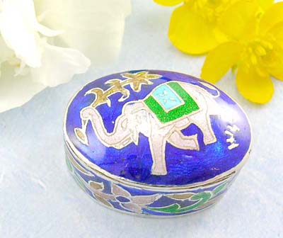 Sterling silver high polished silver jewelry  sterling silver pill box with elephant holding leafs        