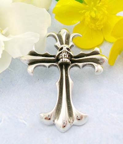 Fashion 925 stamped sterling silver jewelry  catalog sterling silver cross pendant with skull at the center  